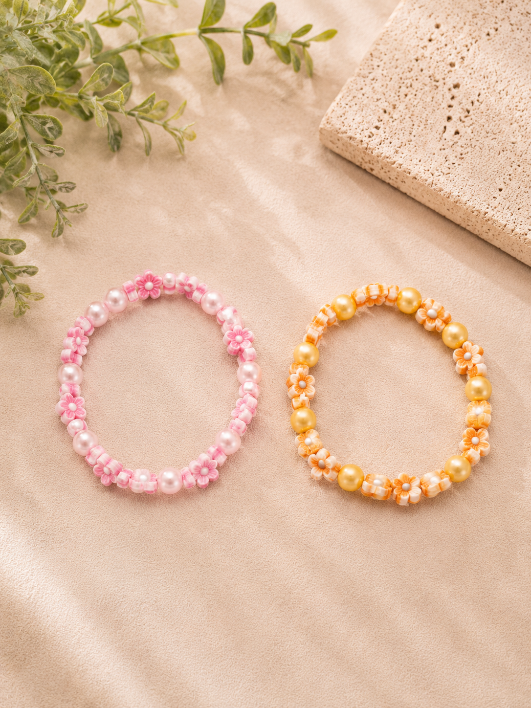 Kids' Daisy Flower & Pearl Stretch Bracelet Set (Set of 2)