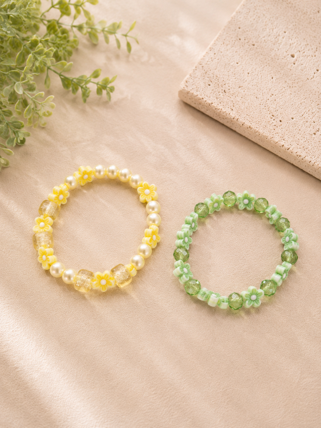 Kids' Yellow & Green Garden Flower Stretch Bracelet Set (Set of 2)