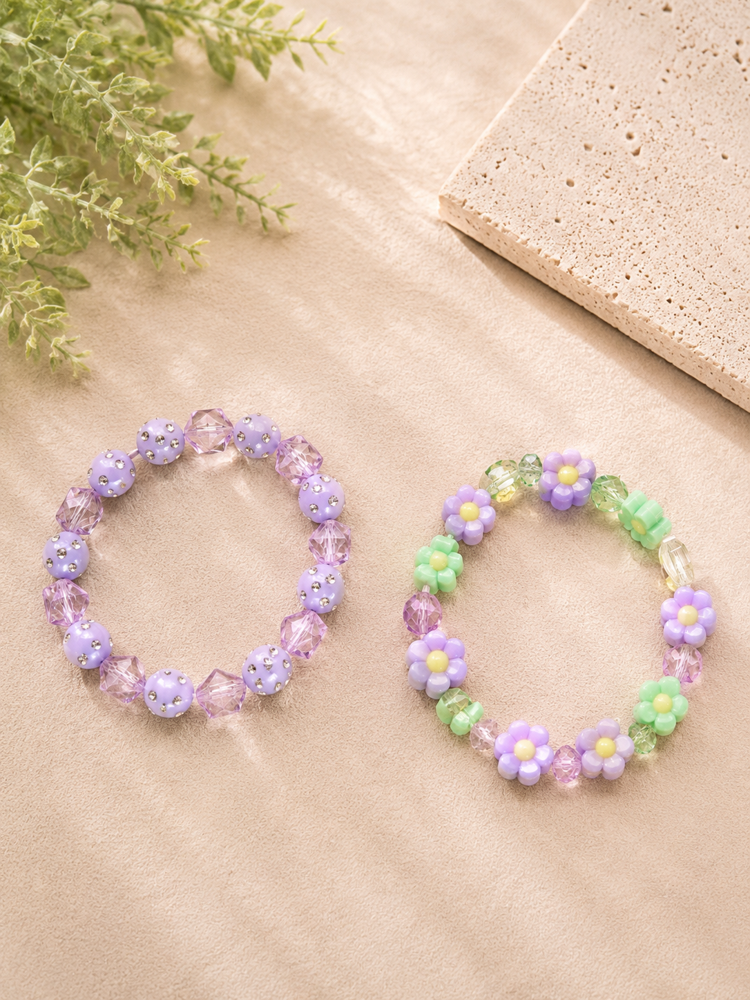 Kids' Lavender Rhinestone & Daisy Flower Stretch Bracelet Set (Set of 2)